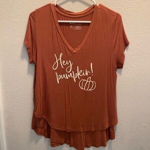 Latched mama pumpkin